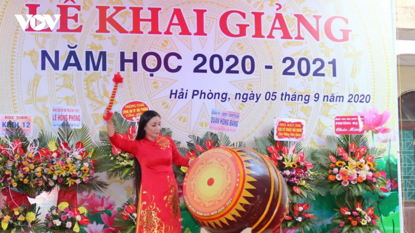 Rộn ràng khai giảng năm học mới, đảm bảo an toàn cho học sinh
