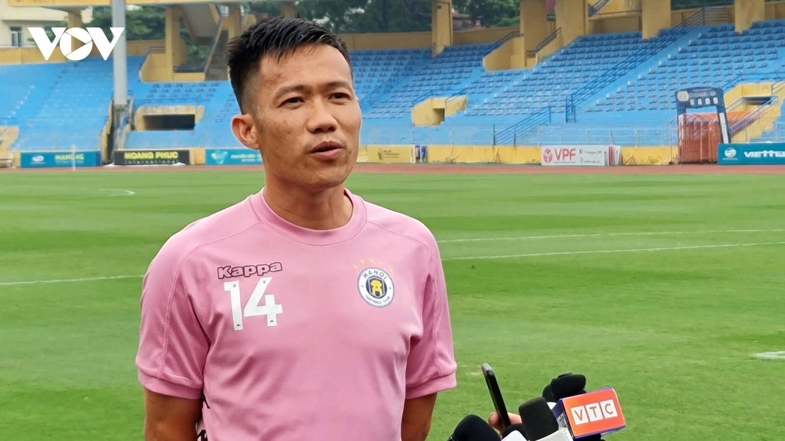 “Lão tướng” của Hà Nội FC tiết lộ bí kíp giữ phong độ lâu dài