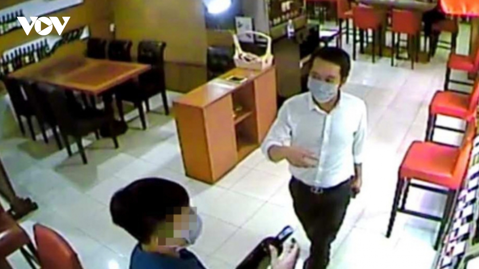 Thiếu tiền tiêu xài, nam thanh niên giả làm “đại gia” để lừa đảo