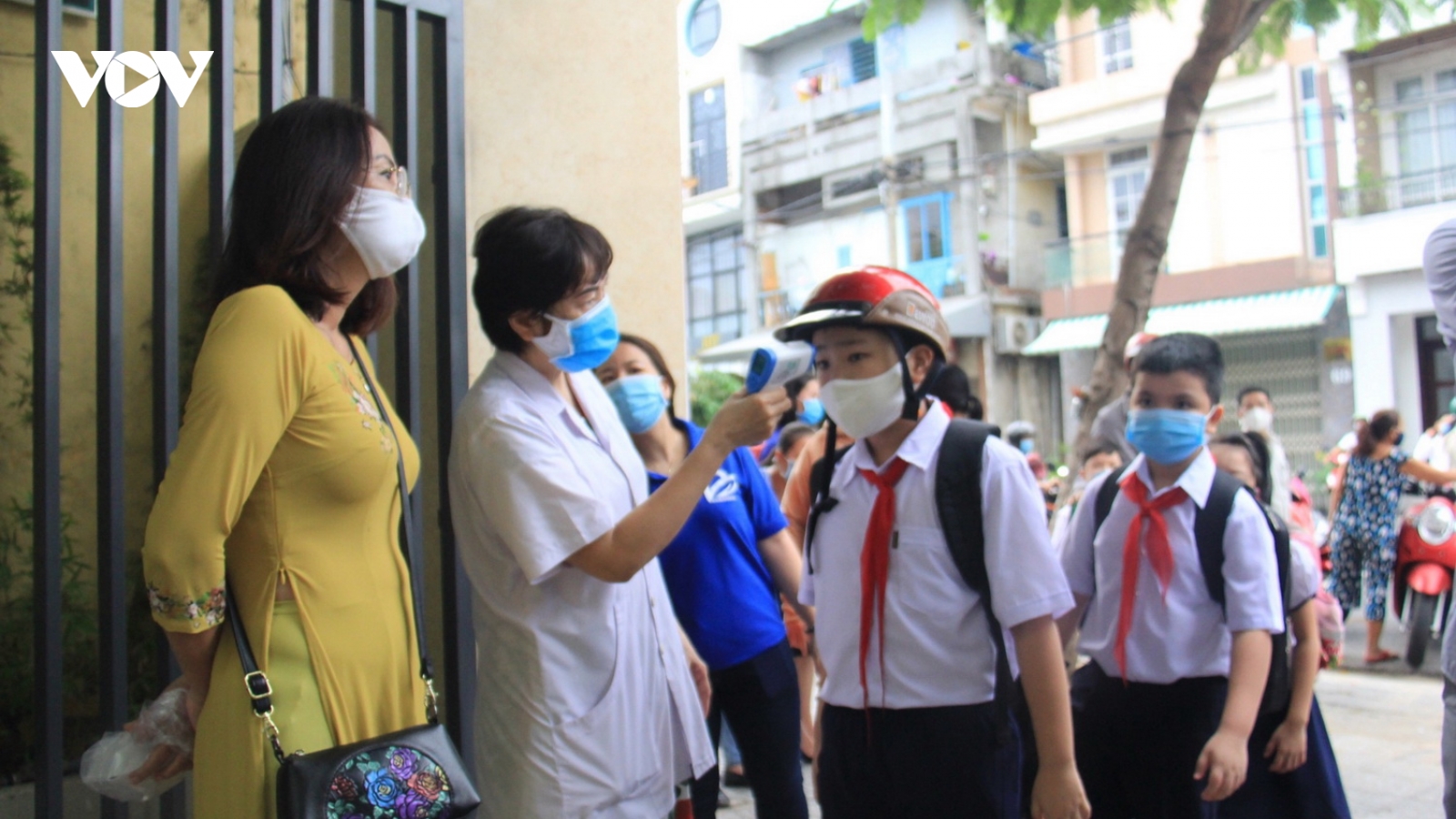 Học sinh cấp mầm non, tiểu học ở Đà Nẵng háo hức trở lại trường