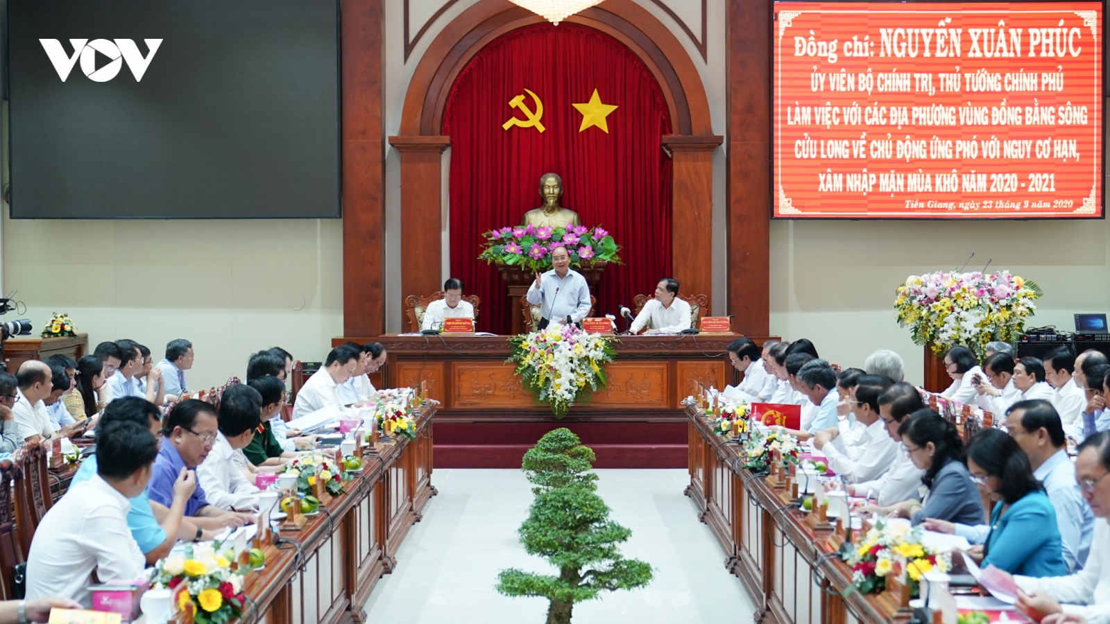 Thủ tướng: Không để người dân ĐBSCL thiếu nước ngọt sinh hoạt