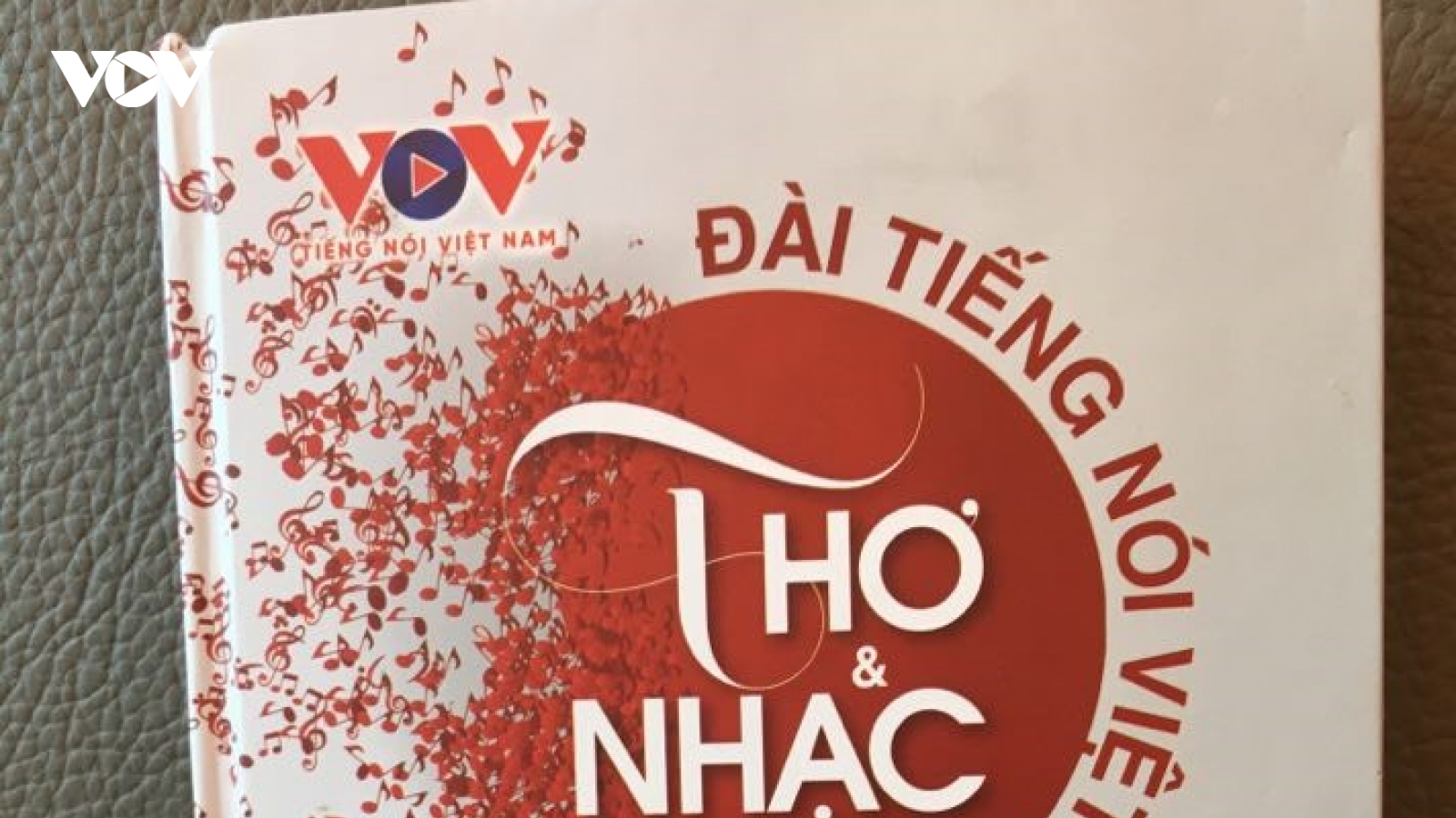 “Đài Tiếng nói Việt Nam – Thơ và Nhạc”: Một hành trình tiếp lửa