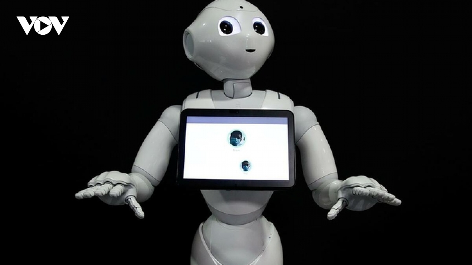 Pháp triển khai Robot nhắc đeo khẩu trang tại địa điểm công cộng