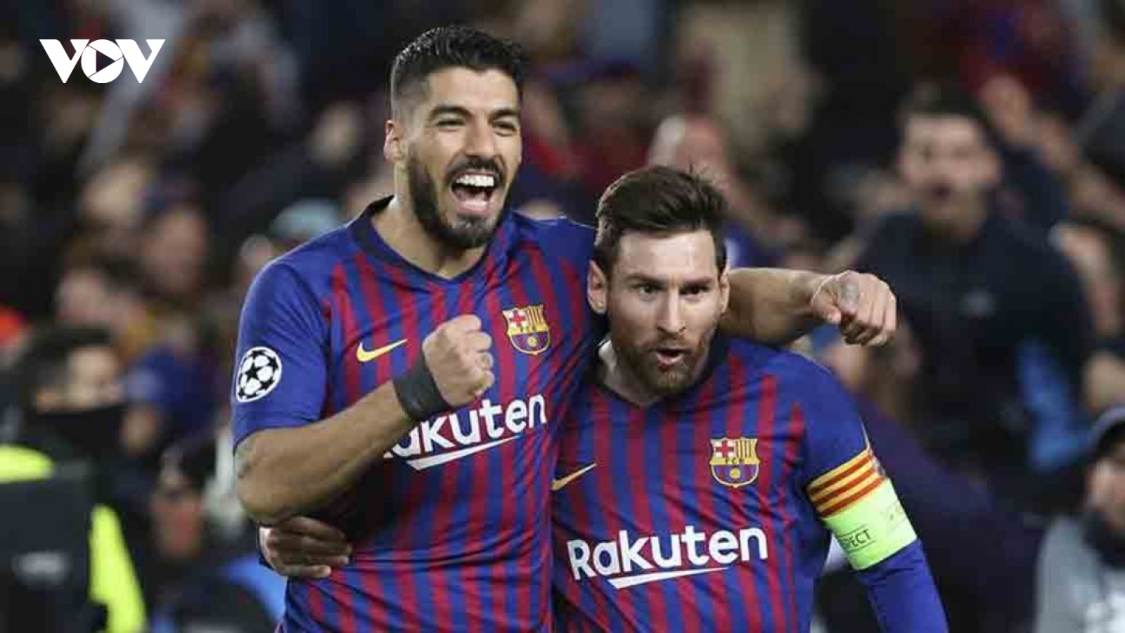 Suarez khuyên Messi hãy cố gắng "cứu" Barca