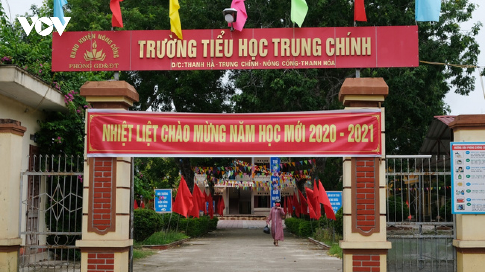 Phản đối sáp nhập trường, nhiều phụ huynh ở Thanh Hóa không cho con đến trường