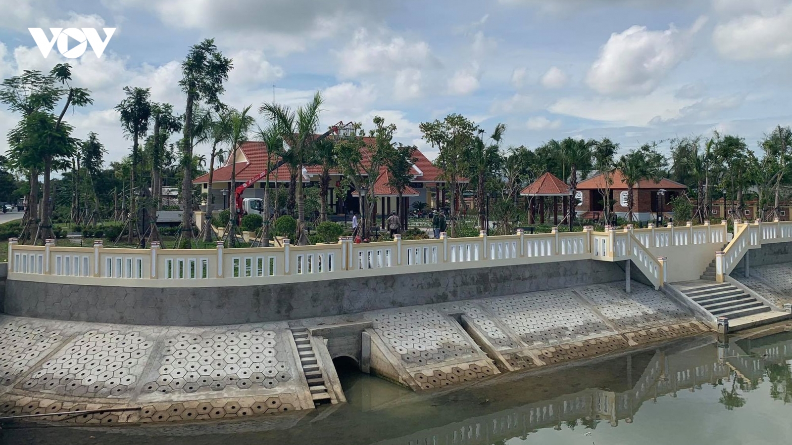 Công viên văn hóa và khu lưu niệm nhà thơ Tố Hữu- Địa chỉ tìm về