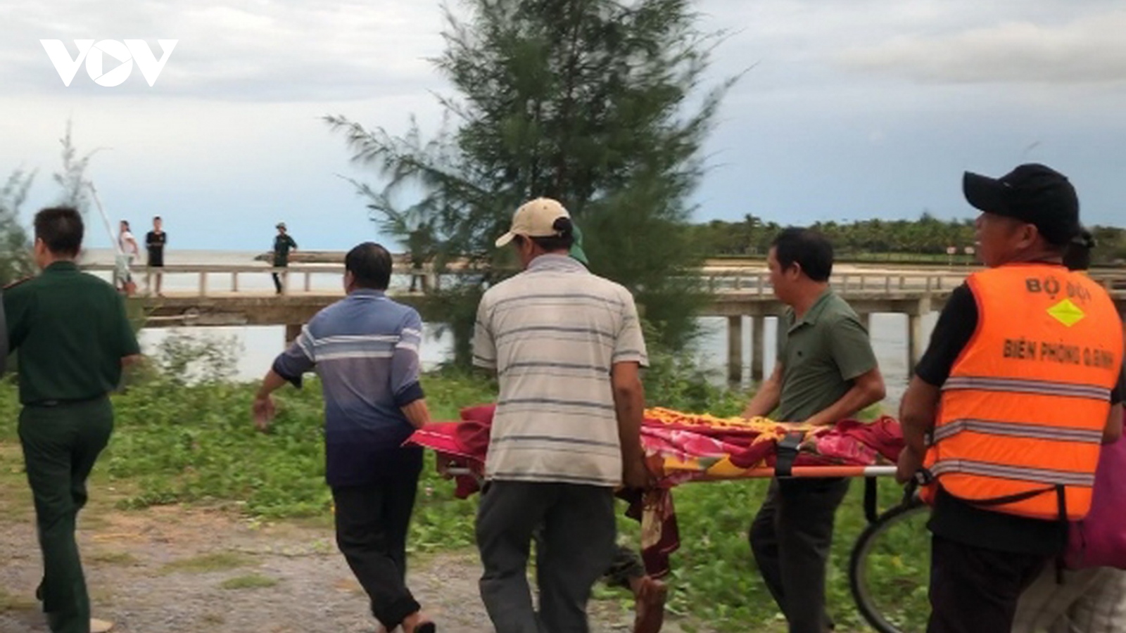 1 ngư dân Quảng Bình tử vong trên biển