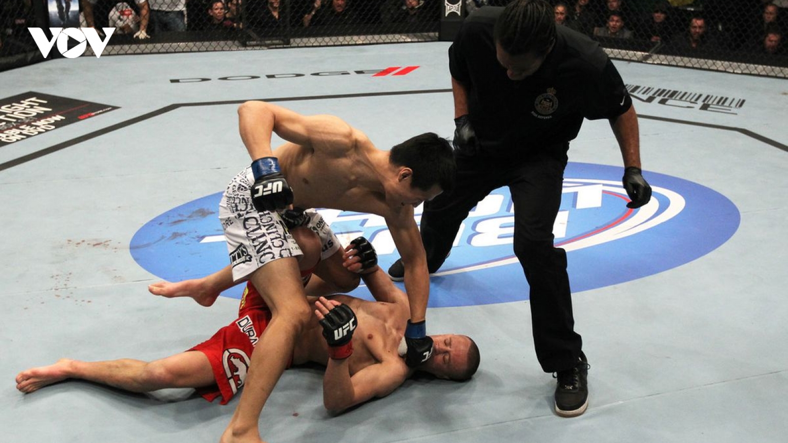 VIDEO: Võ sĩ hàng đầu châu Á hạ knock-out đối thủ chỉ sau 7 giây giao chiến