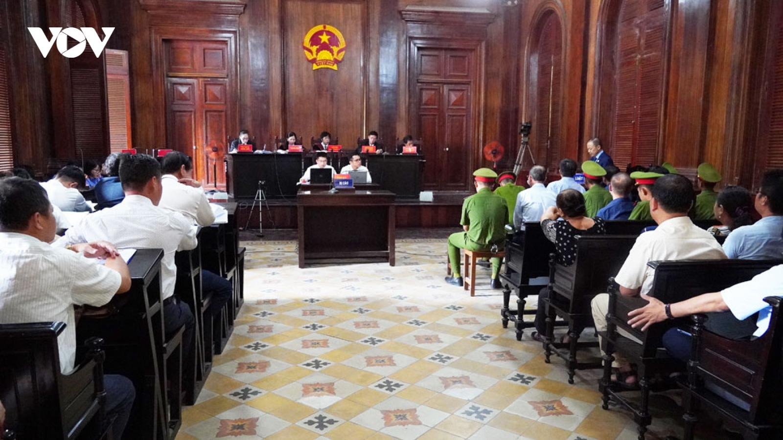 Vụ khu đất 8 -12 Lê Duẩn: Ai chuyển dịch từ sở hữu nhà nước sang sở hữu tư nhân?