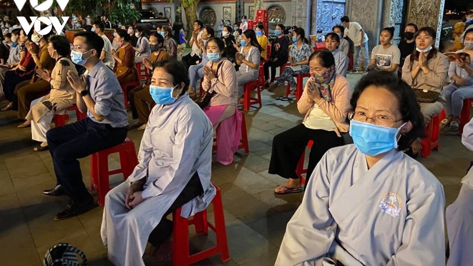 Đắk Lắk: Hàng nghìn người tới chùa dâng lễ Vu Lan báo hiếu