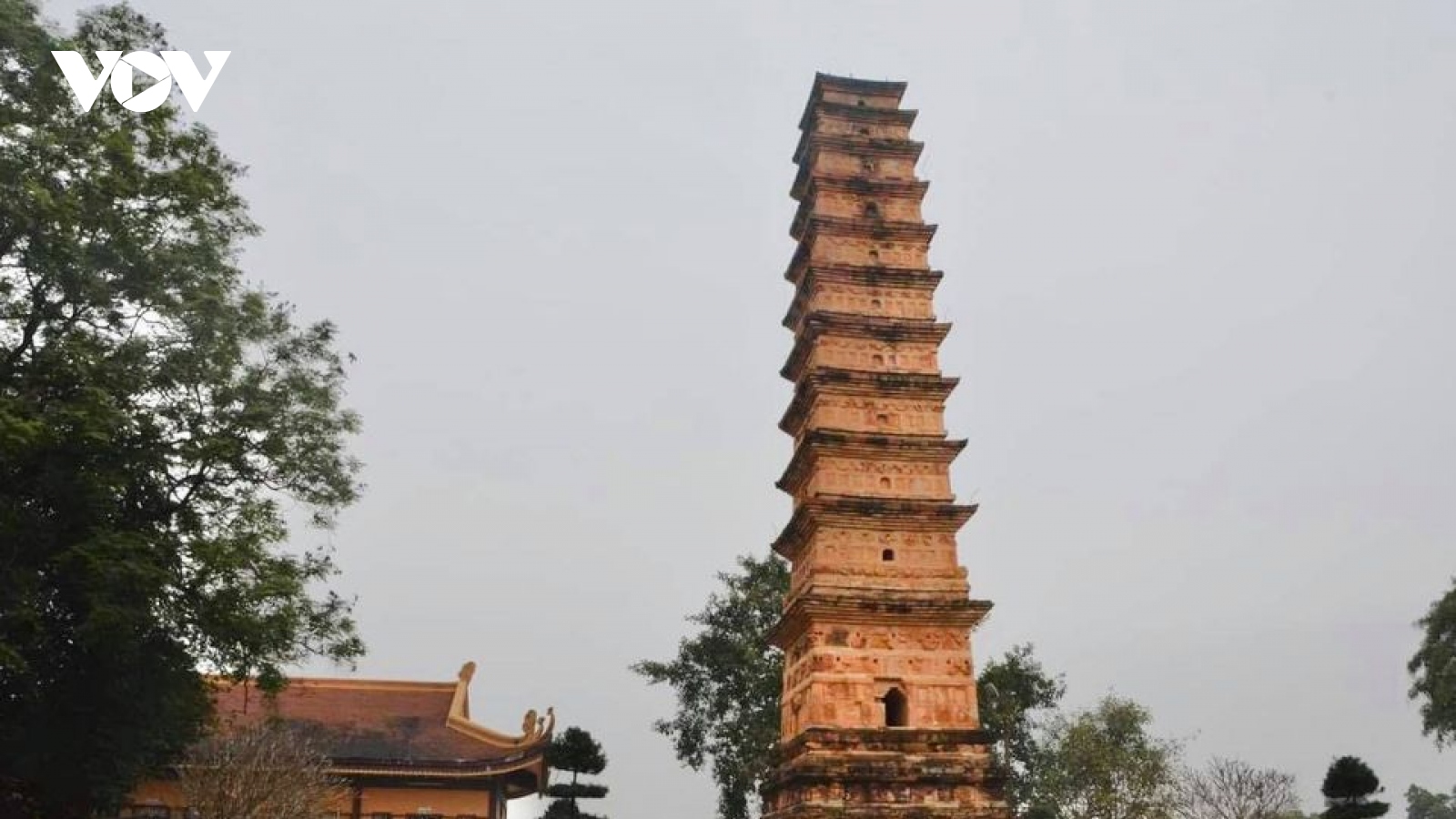 Tháp Bình Sơn, kiến trúc độc đáo ở Vĩnh Phúc