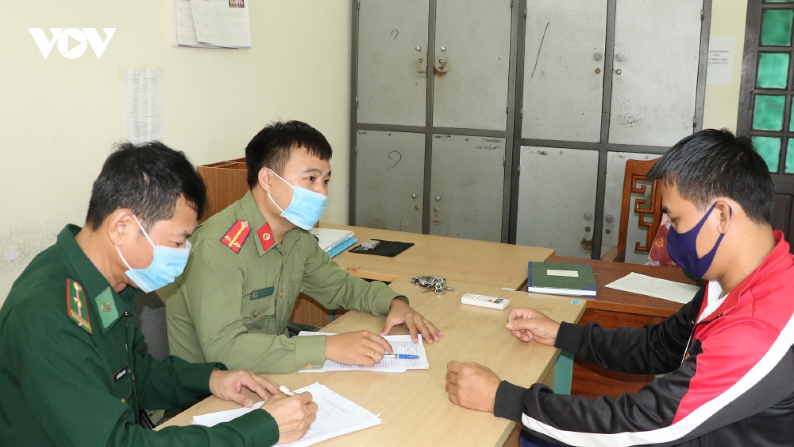Triệt phá đường dây tổ chức vượt biên trái phép