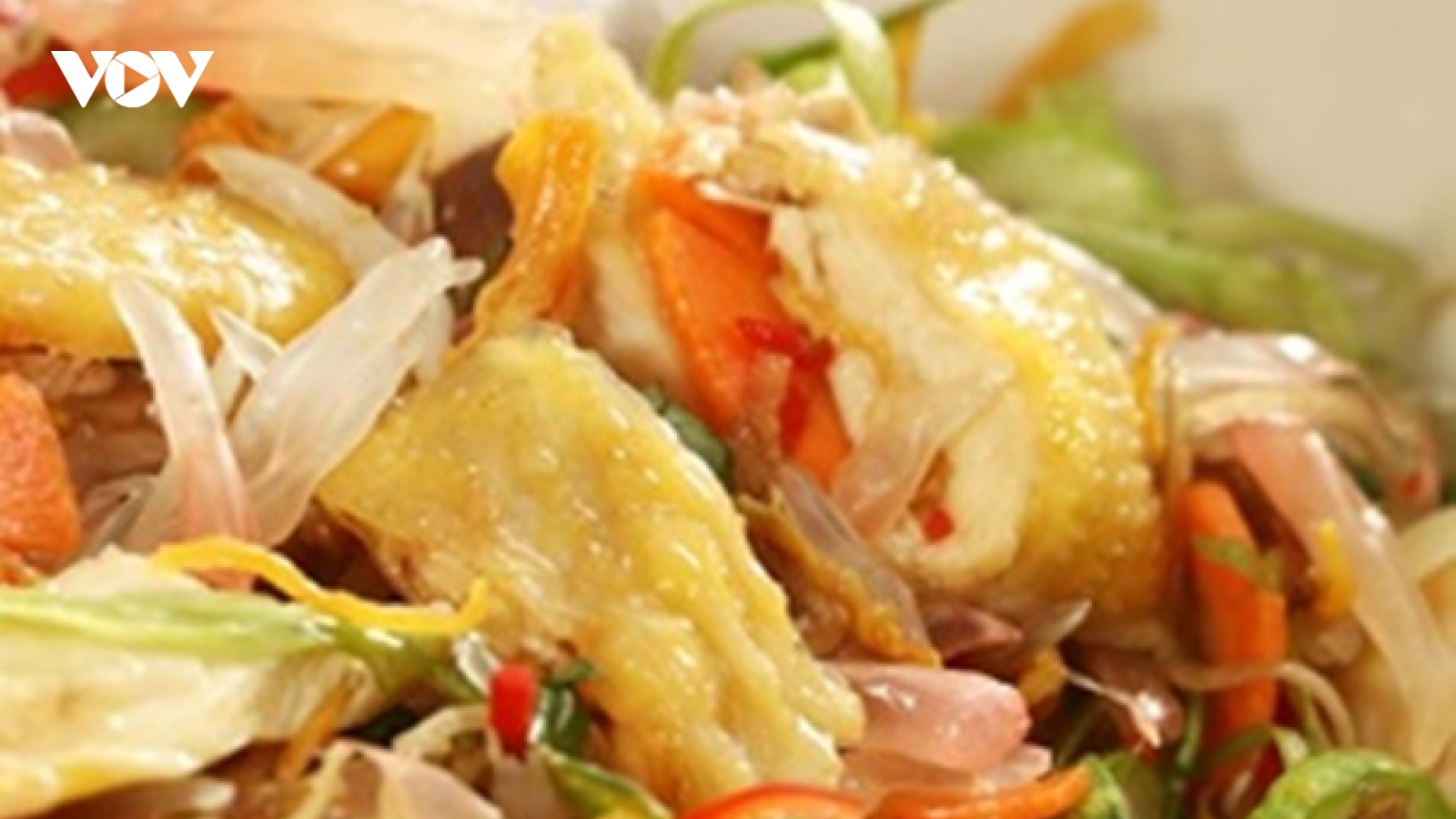Mách các mẹ món gỏi bưởi trộn thịt gà, ăn vừa ngon lại không lo béo