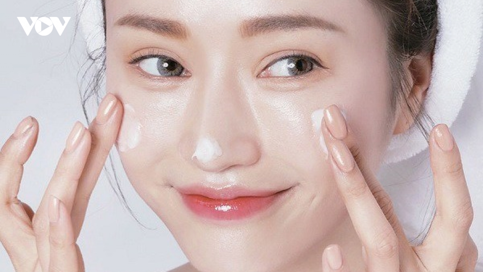 4 sai lầm khiến các chị em dùng kem chống nắng không hiệu quả