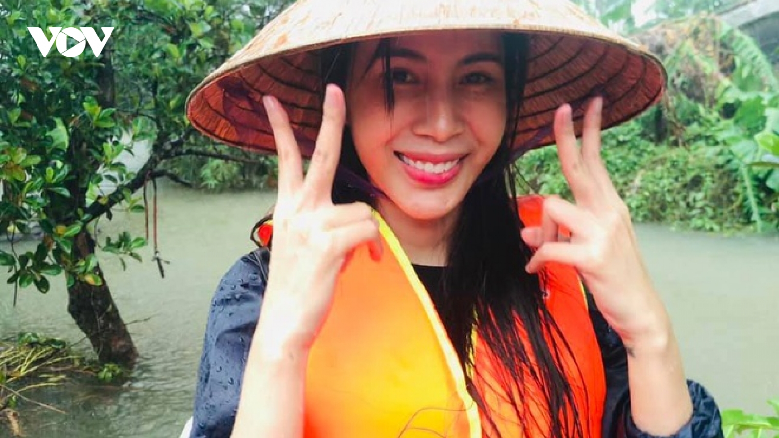 Thủy Tiên lần đầu có cảm giác hoảng sợ tột độ tại vùng lũ