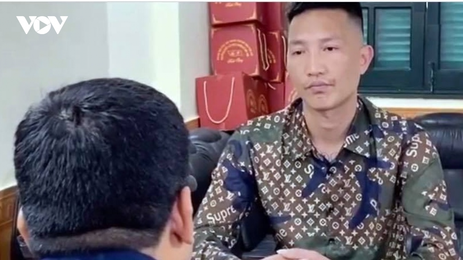 Huấn "hoa hồng" khai nhân viên của mình đăng tải clip mạo danh VTV