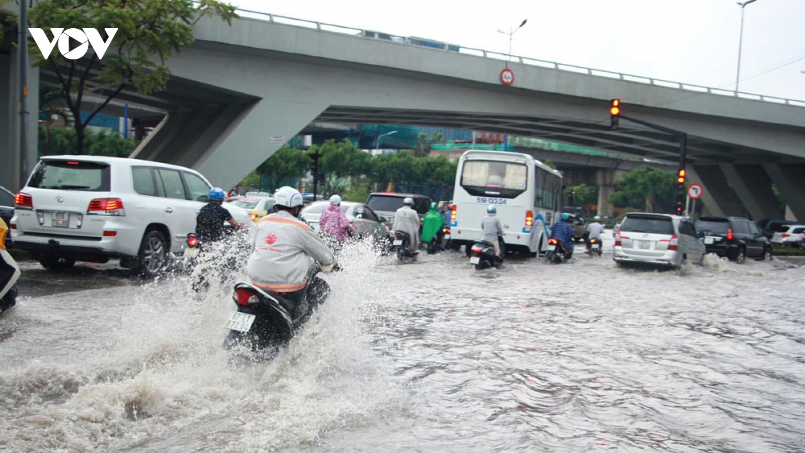 4 dự án giao thông trọng điểm tại TP.HCM khó về đích năm 2020