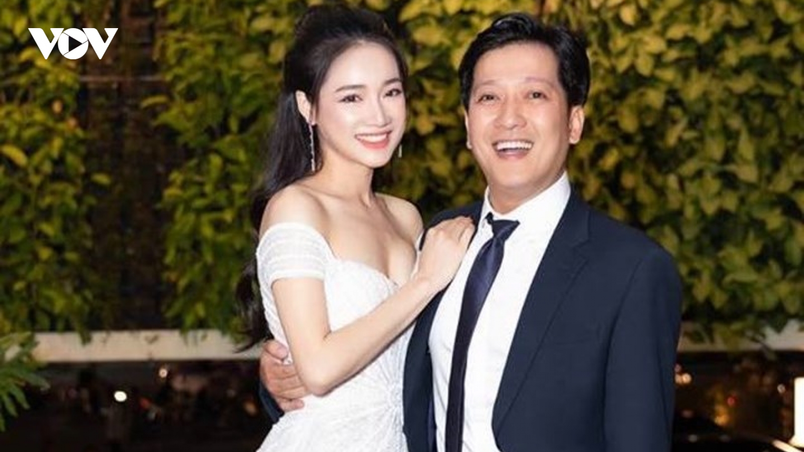Chuyện showbiz: Tan chảy trước hành động ngọt ngào Nhã Phương dành cho Trường Giang