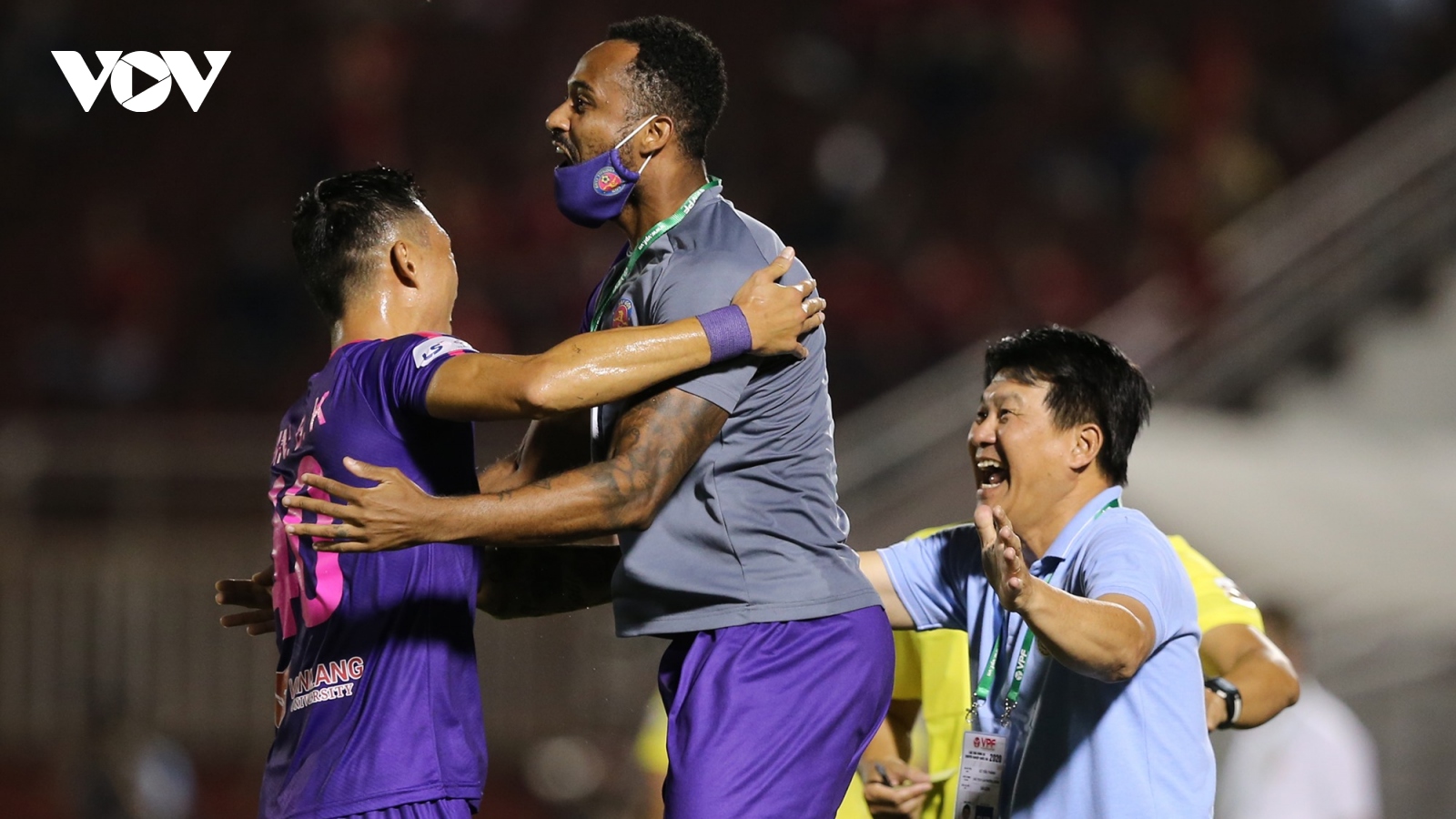 Chùm ảnh: Nhọc nhằn vượt "ải" Hà Tĩnh, Sài Gòn FC duy trì ngôi đầu V-League 2020