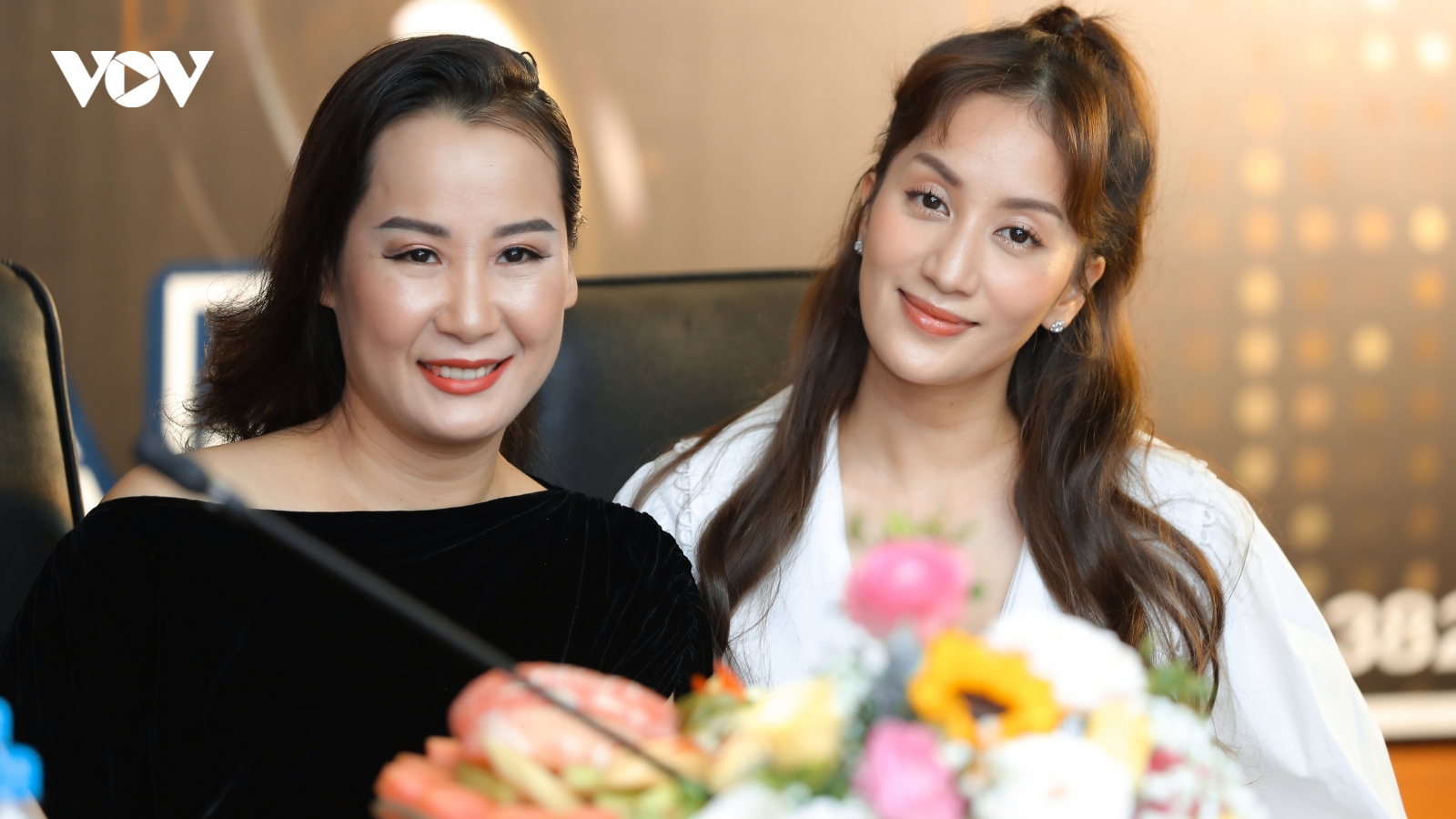 Khánh Thi, Giáng Son nhận nhiều nghi ngại khi làm giám khảo cuộc thi cho các DJ