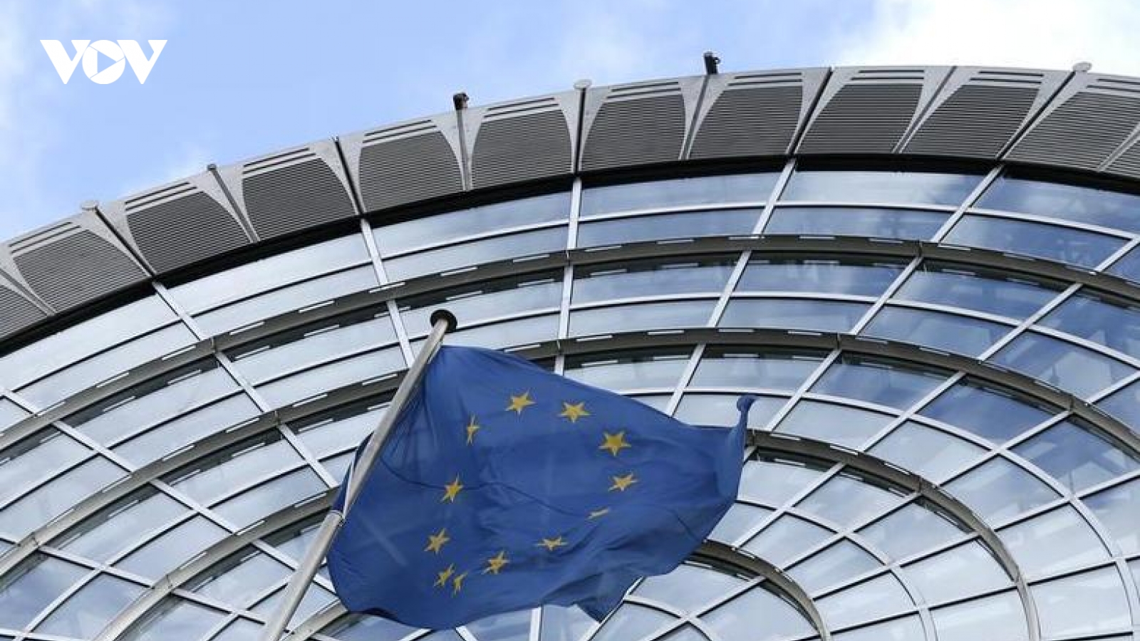 EU trừng phạt các cá nhân và công ty Nga về việc xây dựng cầu ở Crimea