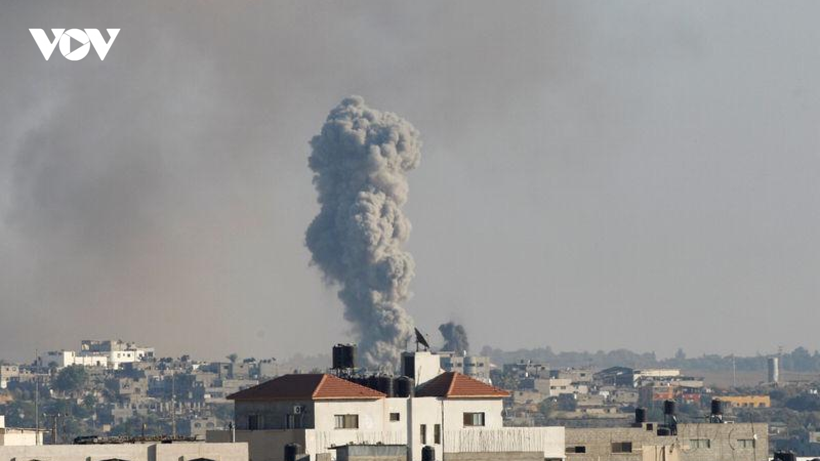 Israel lại không kích Dải Gaza