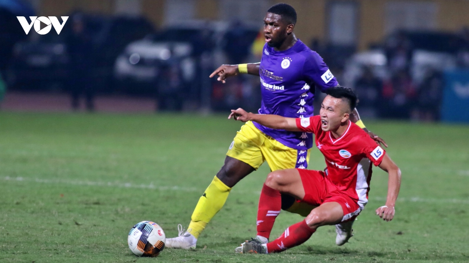 Hòa không bàn thắng trước Viettel, Hà Nội FC mất quyền tự quyết trong cuộc đua vô địch