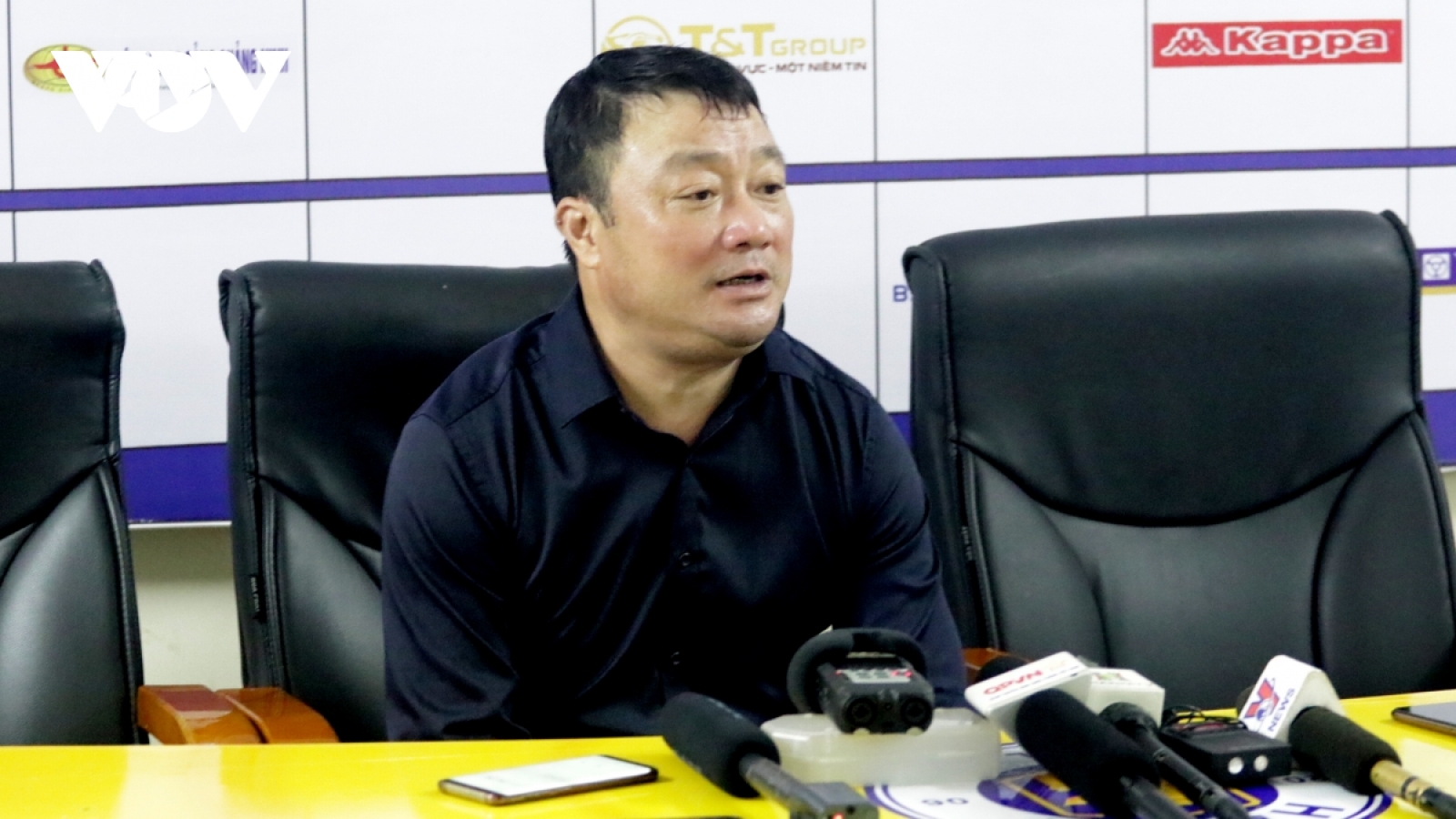 Thắng đậm HAGL, Viettel vẫn chưa mơ vô địch V-League 2020 