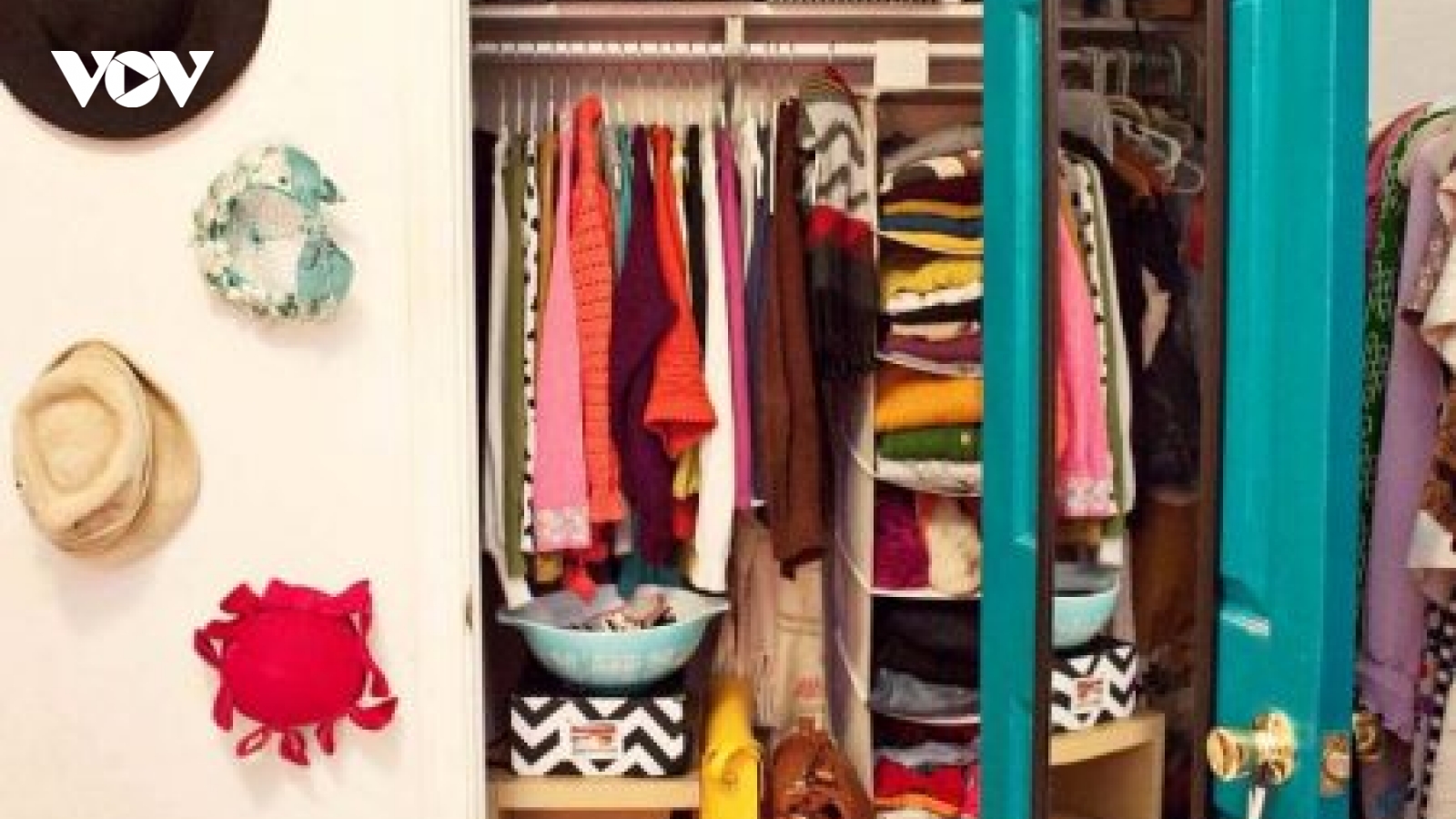 Mẹo nhỏ để sắp xếp một tủ quần áo ngăn nắp