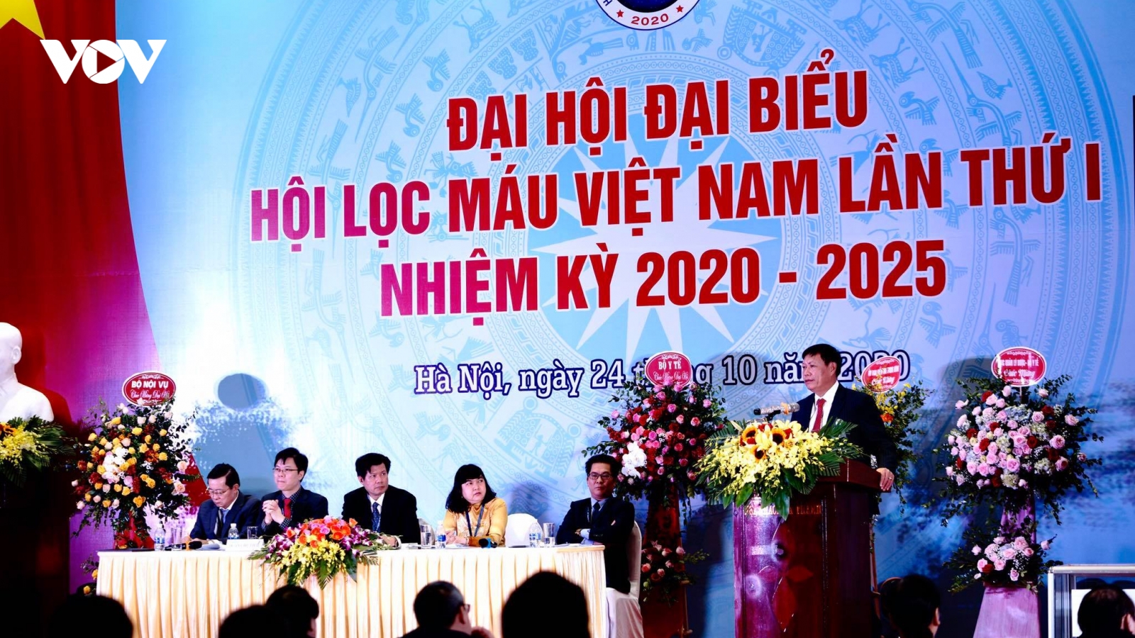 Hơn 5.000 máy chạy thận hiện mới đáp ứng 30% nhu cầu lọc máu