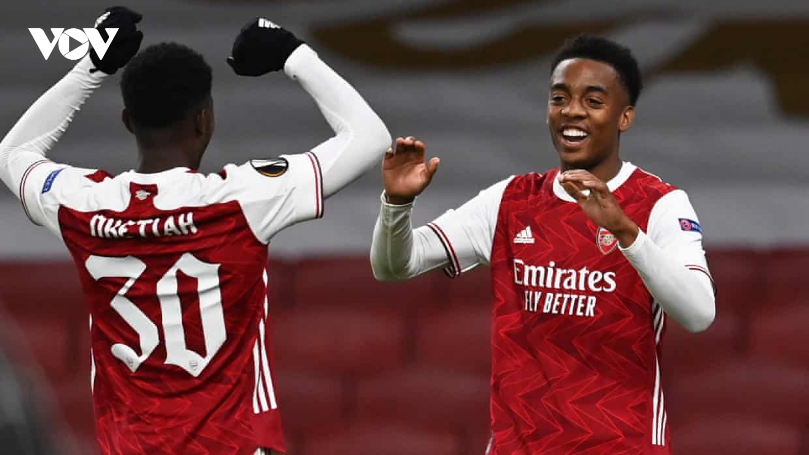Europa League: Tottenham thua sốc Antwerp, Arsenal đè bẹp Dundalk