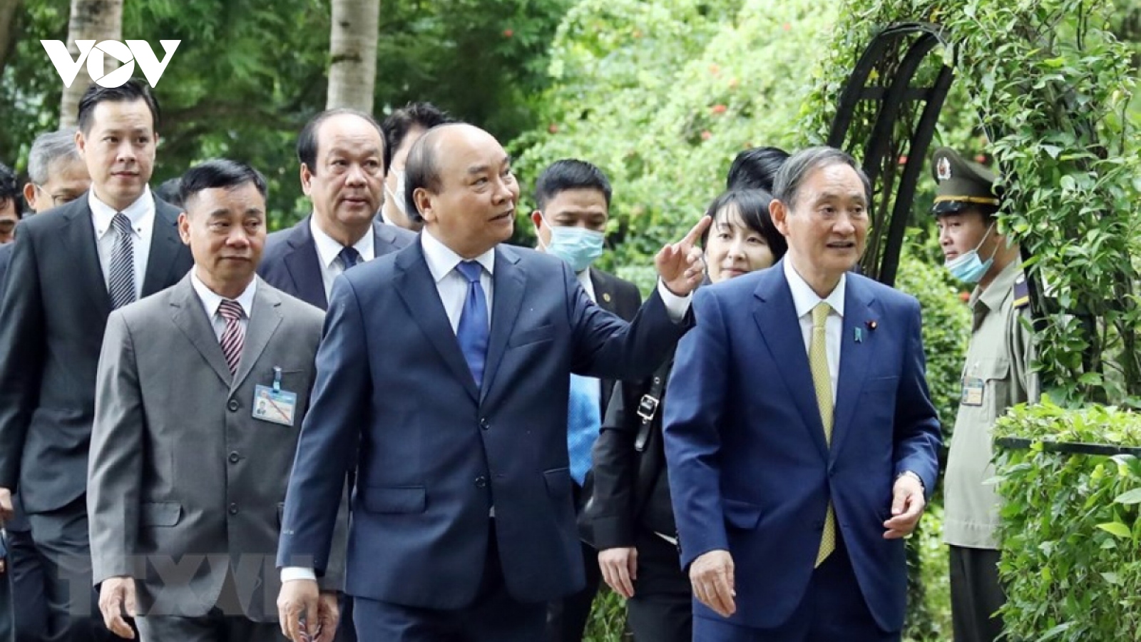 Japanese Prime Minister visits President Ho Chi Minh relic site