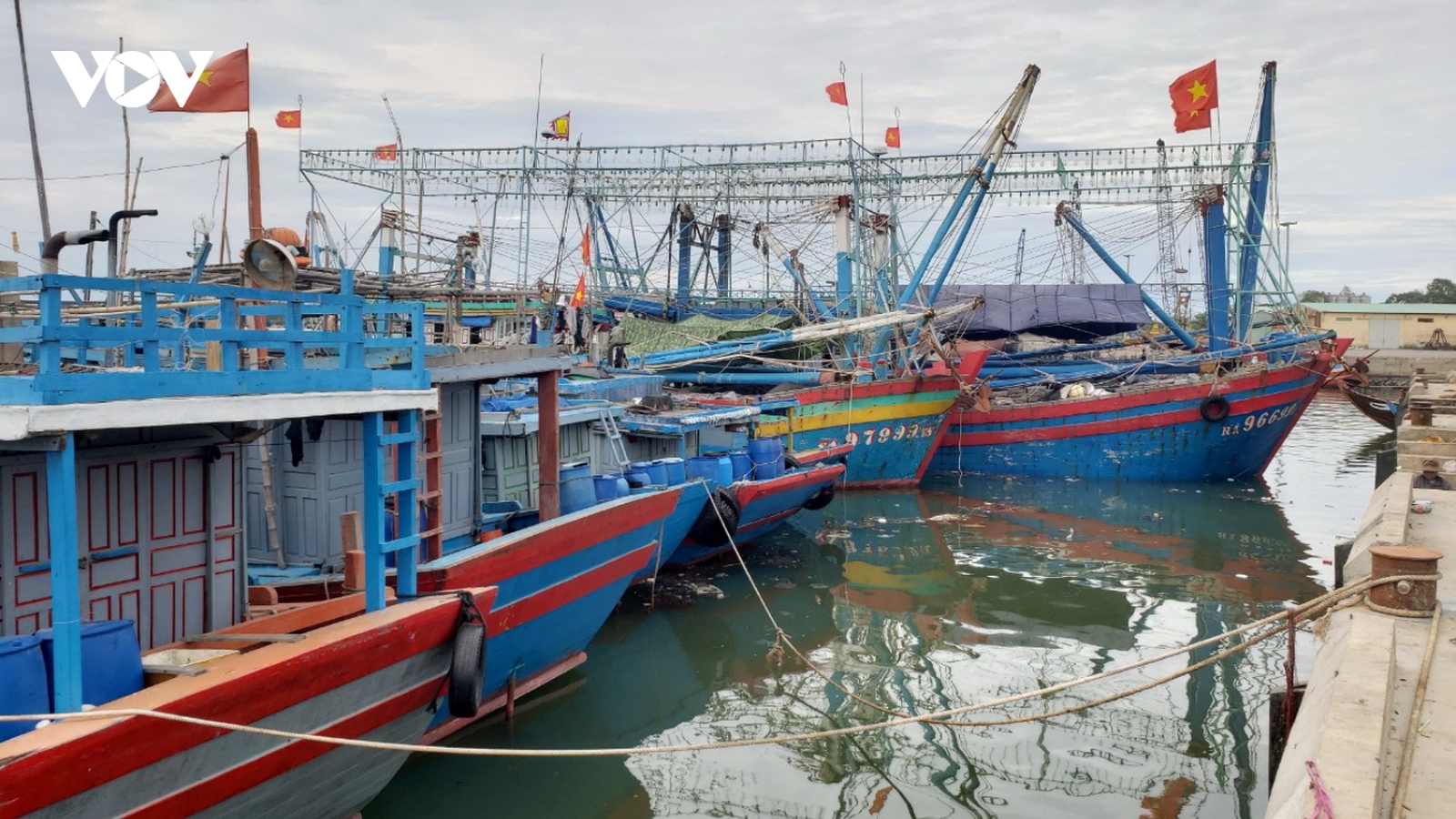 Miền Trung lên phương án sơ tán dân đối phó bão số 9