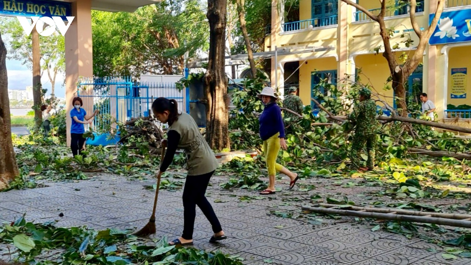 Đà Nẵng khẩn trương khắc phục thiệt hại sau bão số 9