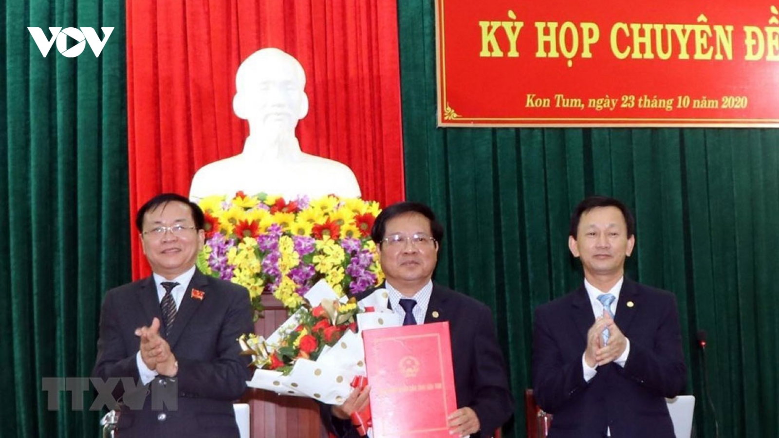 Ông Lê Ngọc Tuấn được bầu giữ chức Chủ tịch UBND tỉnh Kon Tum