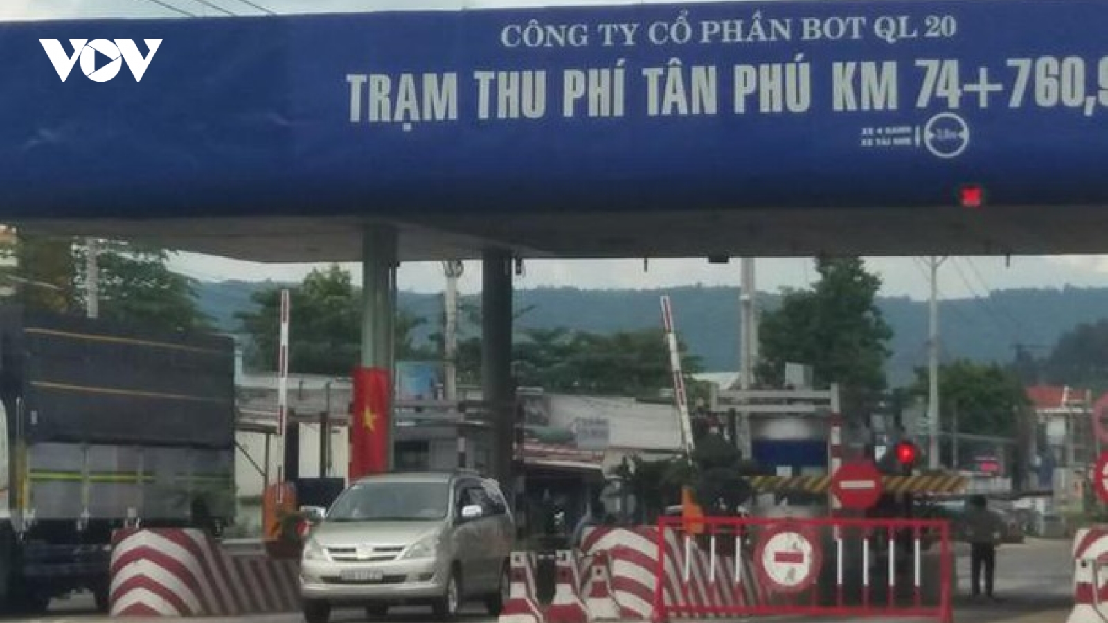 Tổng cục Đường bộ yêu cầu dừng thu phí trạm BOT Tân Phú trên Quốc lộ 20