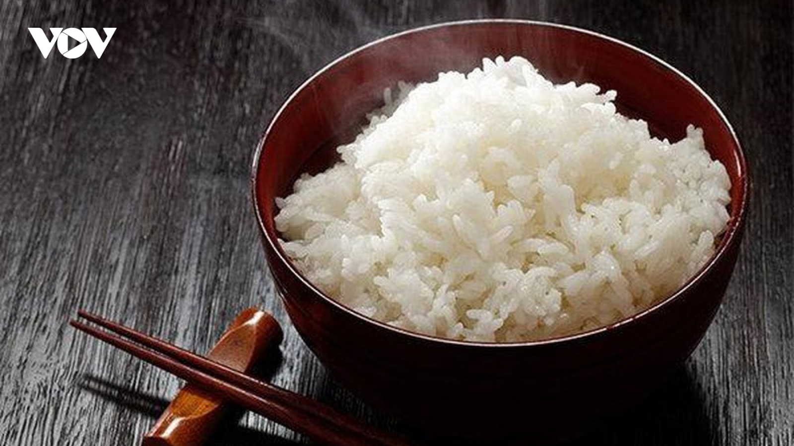 Muốn cơm vừa dẻo vừa thơm bỏ ngay thứ này vào gạo
