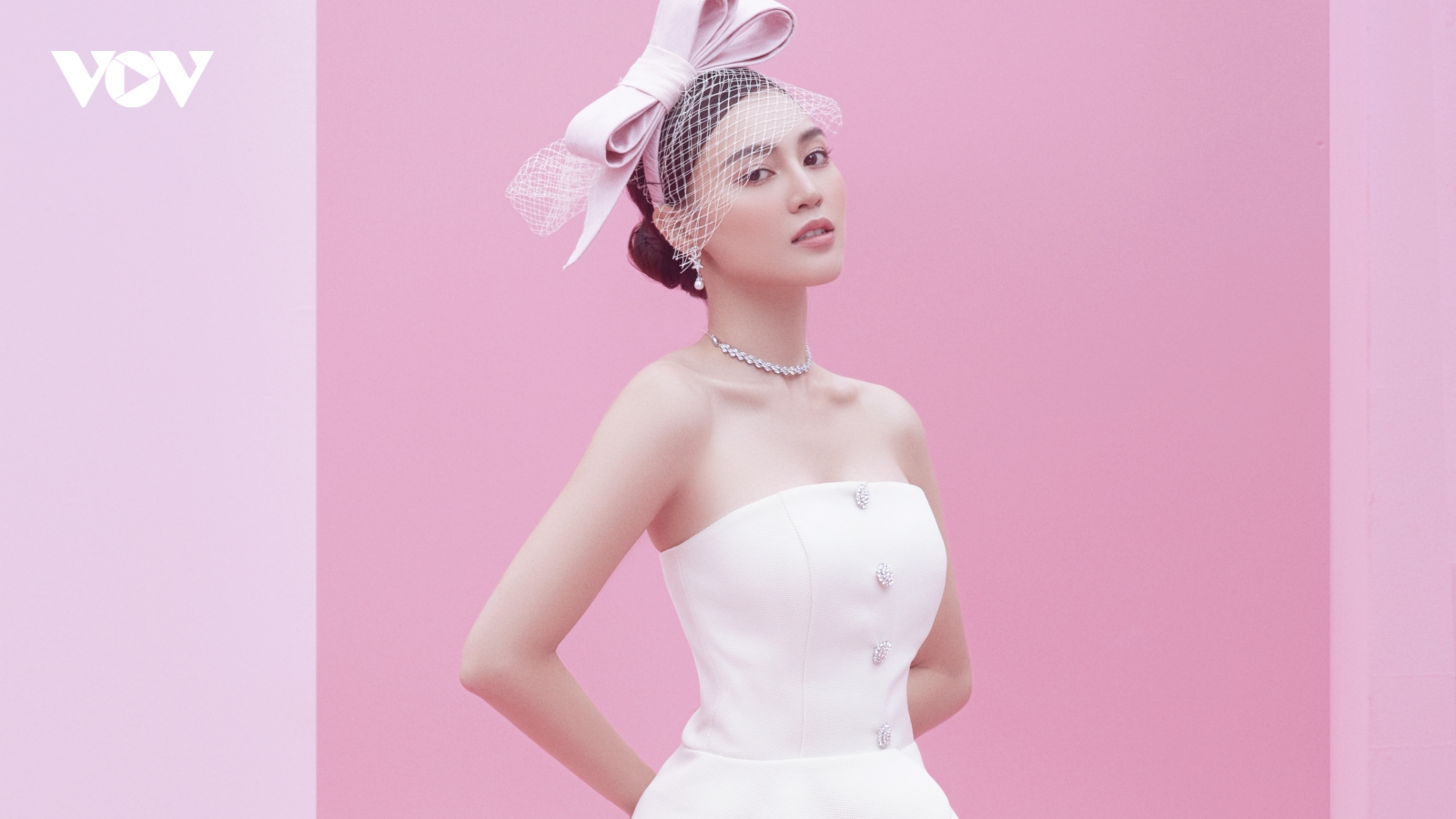 NTK Đỗ Mạnh Cường tiết lộ lý do chọn Ninh Dương Lan Ngọc là "nàng thơ" mới