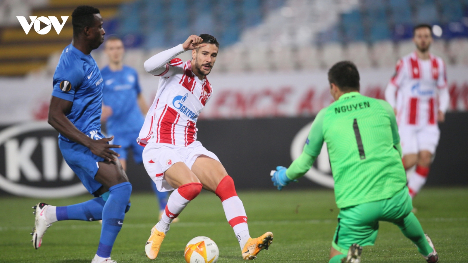 Thủ môn Filip Nguyễn thủng lưới 5 bàn trong trận thua ở Europa League