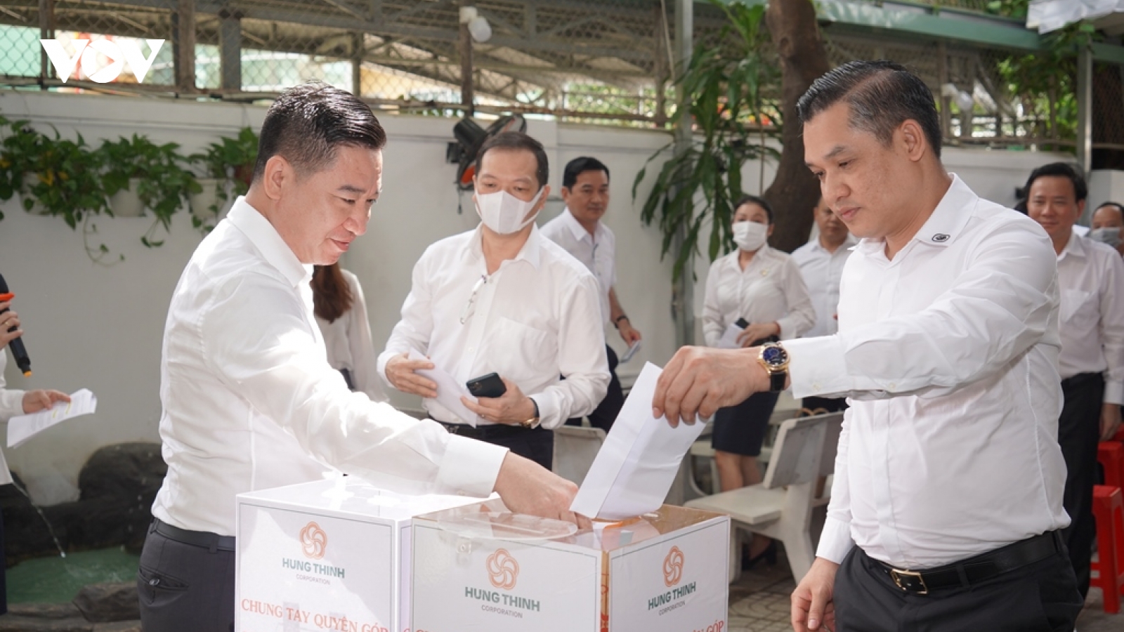 Tập đoàn Hưng Thịnh ủng hộ gần 5,3 tỷ đồng cho vùng lũ miền Trung