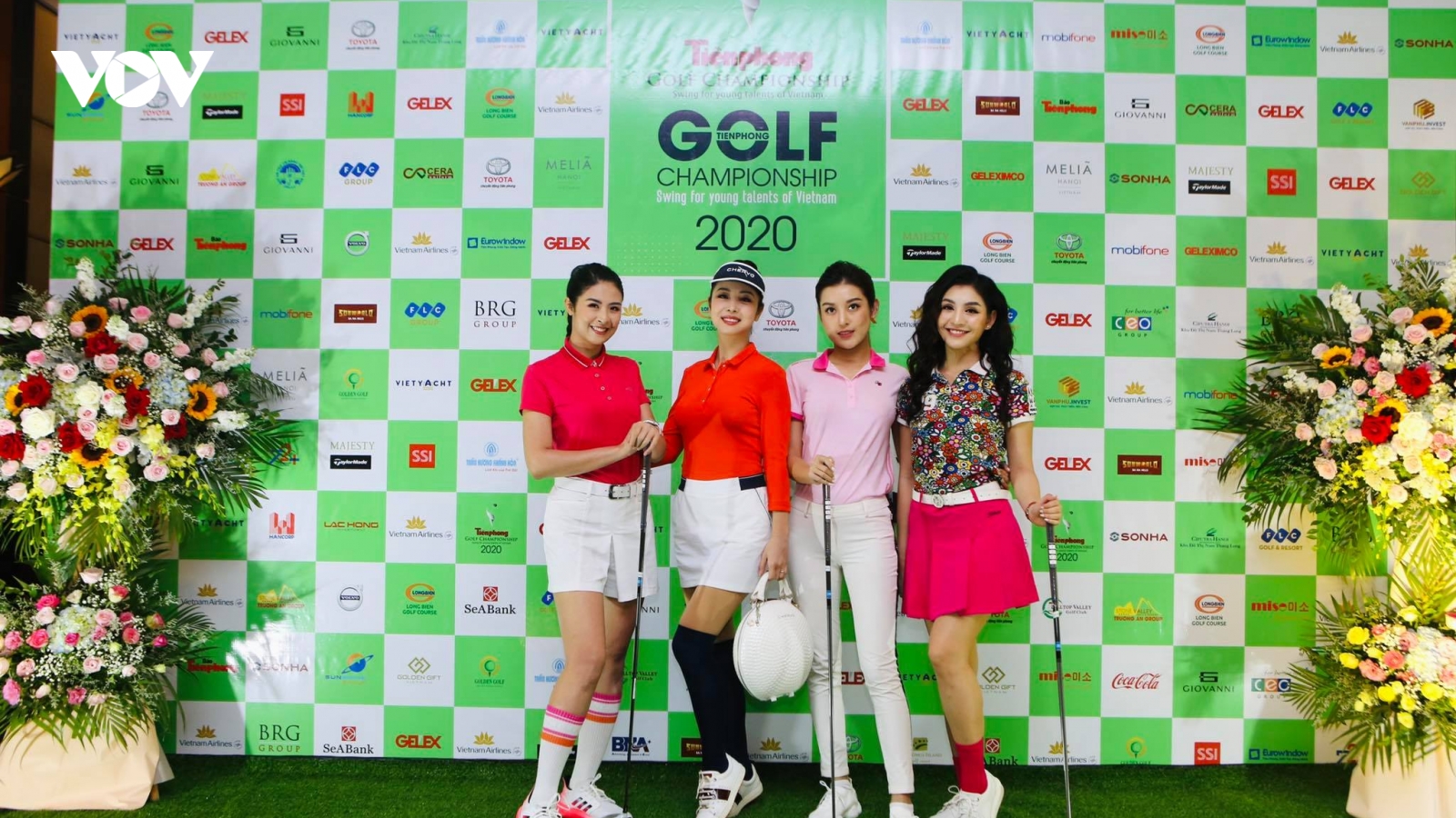Hoa hậu, người đẹp tranh tài tại Tiền Phong Golf Championship 2020
