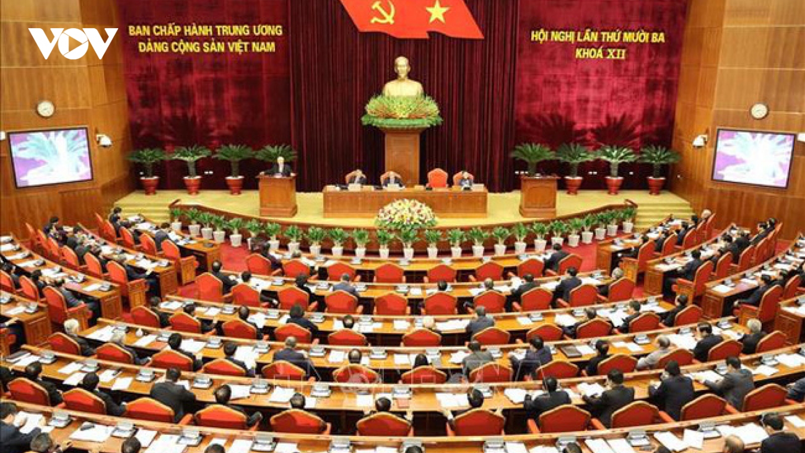 Ngày làm việc thứ nhất Hội nghị lần thứ 13 Ban Chấp hành Trung ương Đảng khóa XII