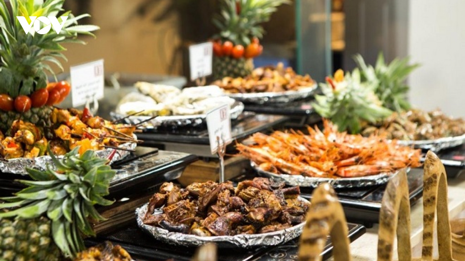 10 bí mật về bữa ăn buffet mà nhân viên nhà hàng không muốn thực khách biết tới