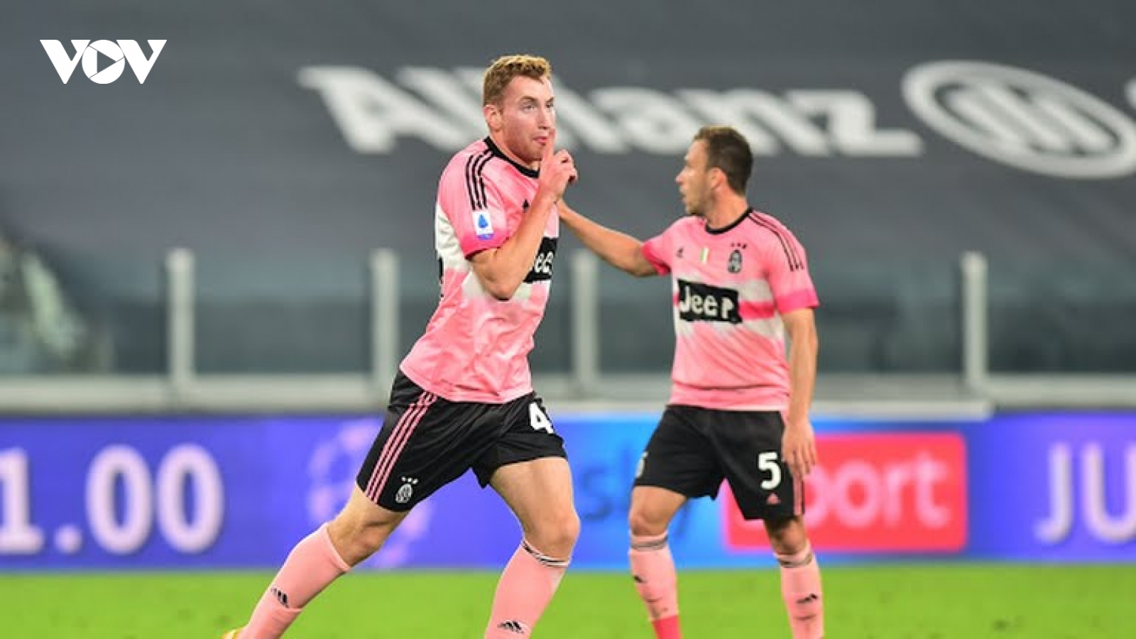 Bị người cũ chọc thủng lưới, Juventus hòa thất vọng trước Verona