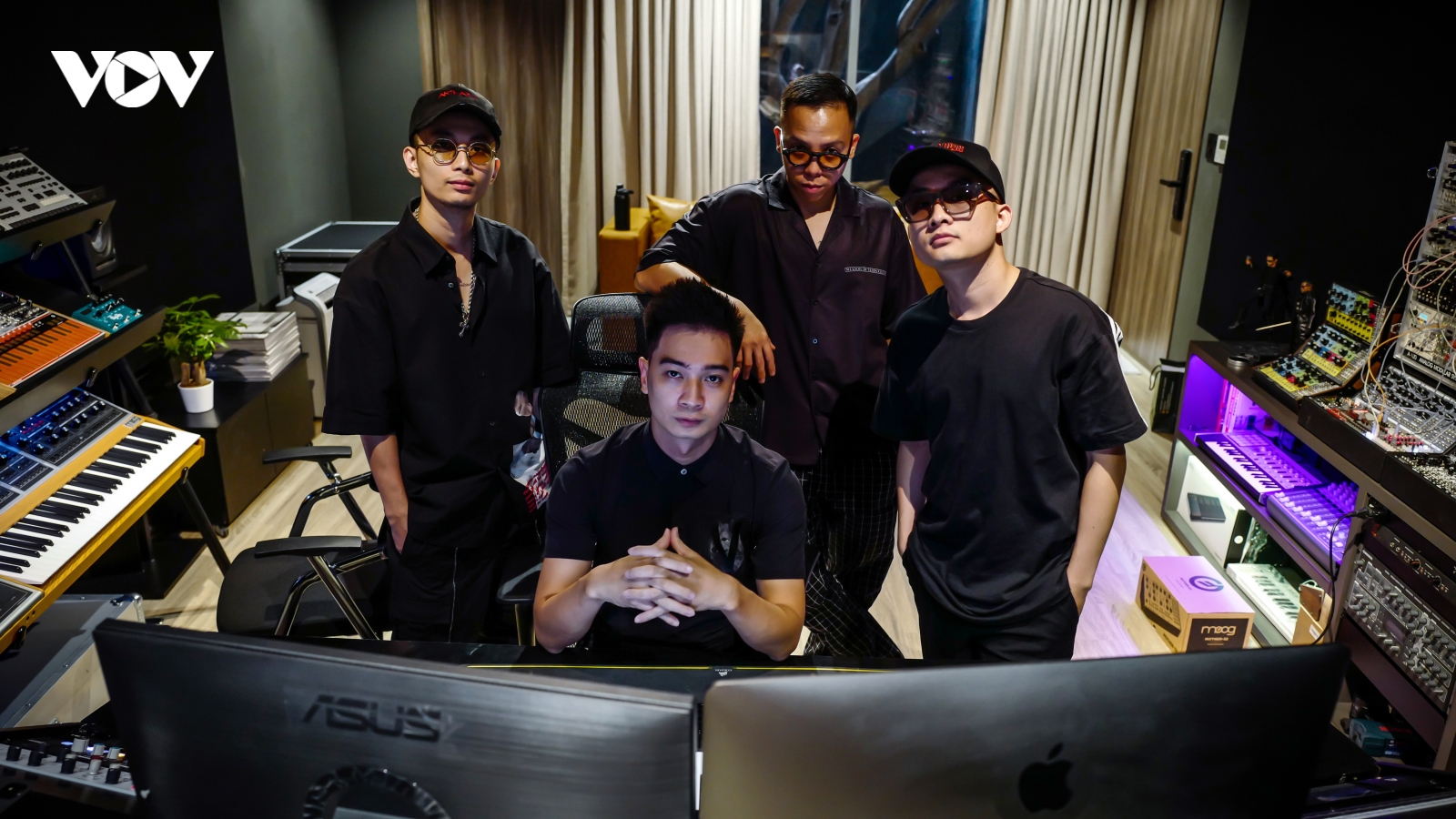 Touliver, Rhymastic, SlimV, Tín Lê: Bộ tứ quyền năng của "Rap Việt"