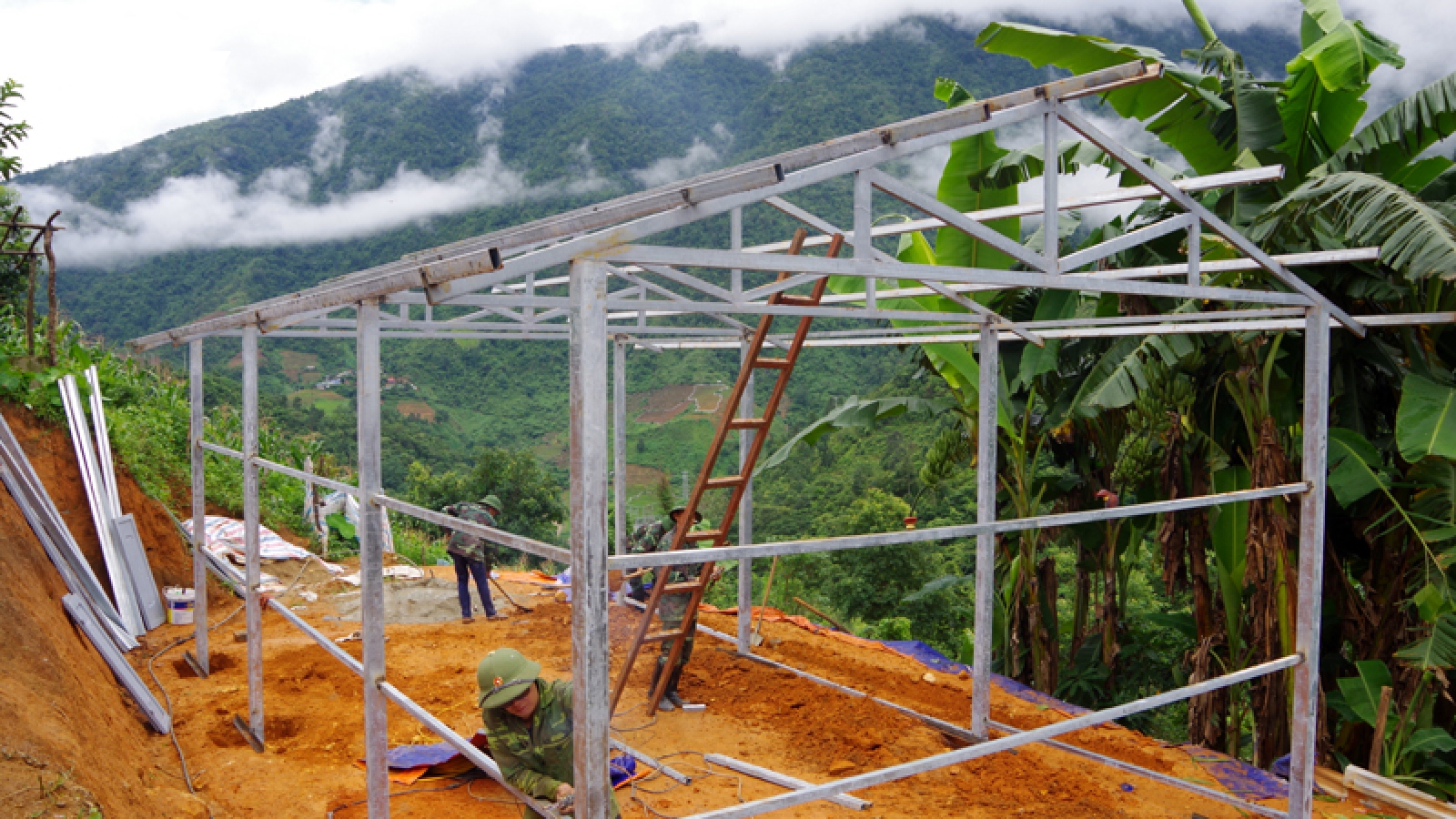 Lai Châu hoàn thành hỗ trợ hơn 1.000 nhà cho hộ nghèo biên giới