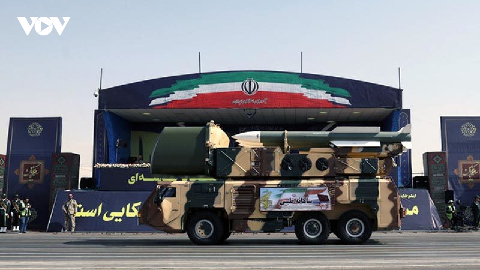 Iran vẫn đối mặt với rào cản lớn sau khi lệnh cấm vận vũ khí hết hiệu lực