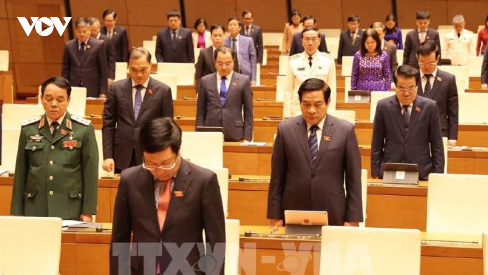 Quốc hội mặc niệm tướng Nguyễn Văn Man và chiến sĩ, đồng bào hy sinh