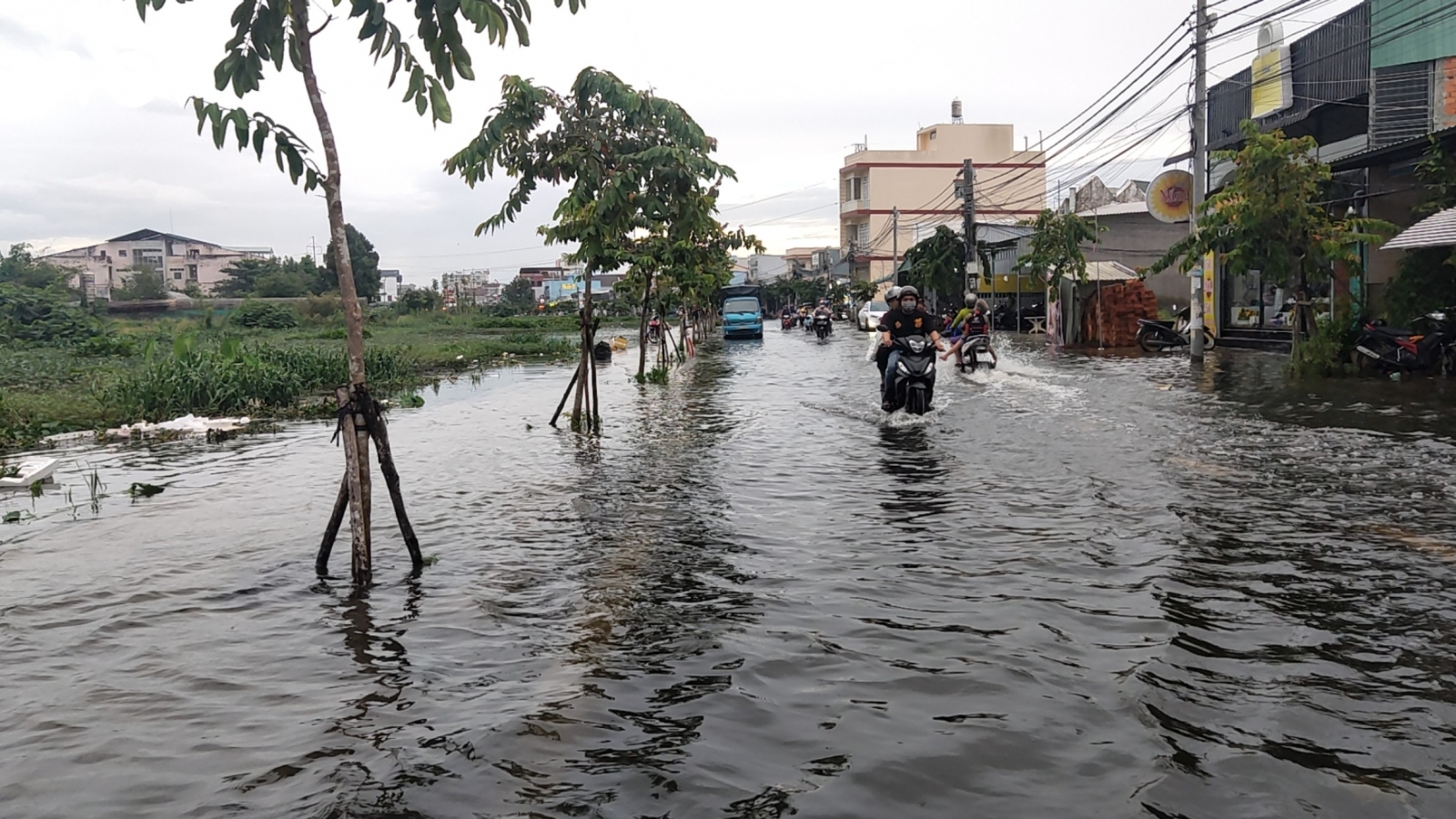 Hồ Bún Xáng - nỗi sợ của người dân Cần Thơ khi mưa bão, triều cường