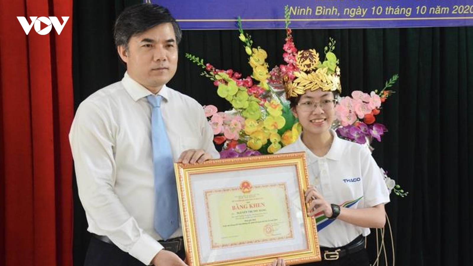 Quán quân Đường lên đỉnh Olympia 2020 nhận bằng khen của Bộ trưởng Bộ GD-ĐT